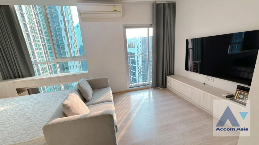 unit 2 Bedrooms  Condominium For Rent in Ratchadaphisek, Bangkok  near MRT Thailand Cultural Center (AA43292)