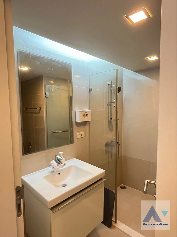 6  1 br Condominium for rent and sale in Sukhumvit ,Bangkok BTS Ploenchit at Focus Ploenchit AA43296