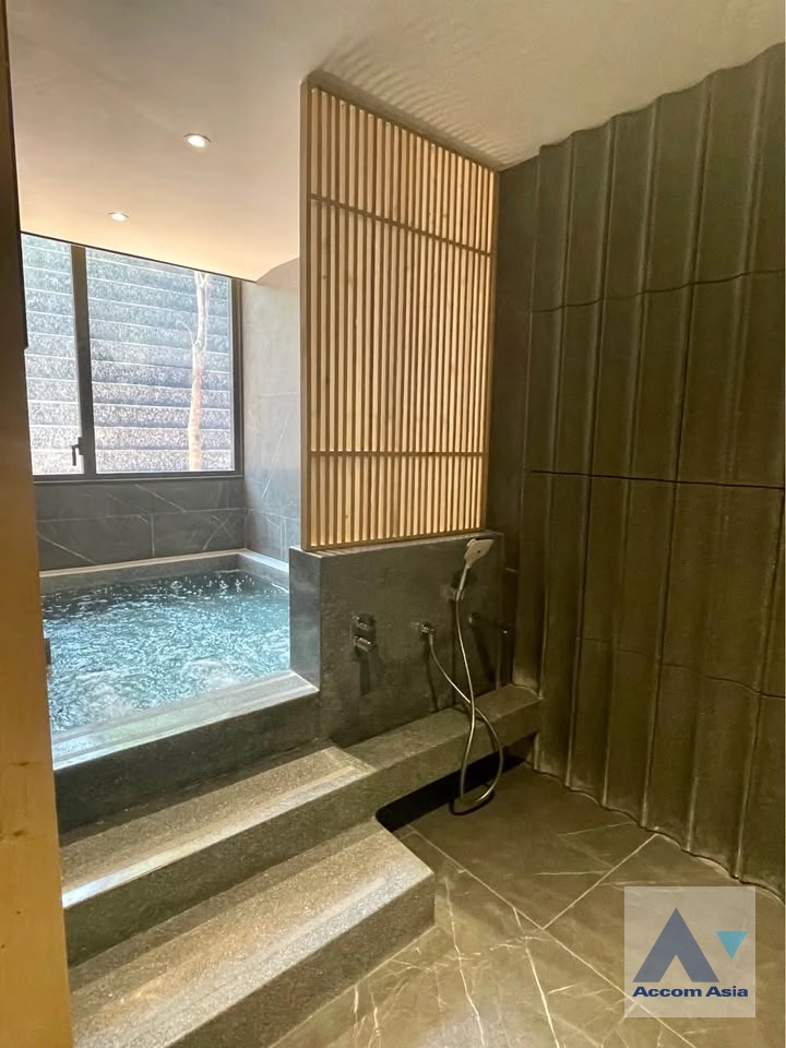 12  1 br Condominium For Rent in Sukhumvit ,Bangkok BTS Ekkamai at The Reserve 61 Hideaway AA43297