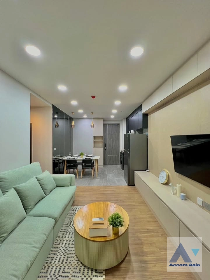 unitFully Furnished, Garden View |  Private and  luxury low rise condominium @Q Prasarnmit - Sukhumvit 31