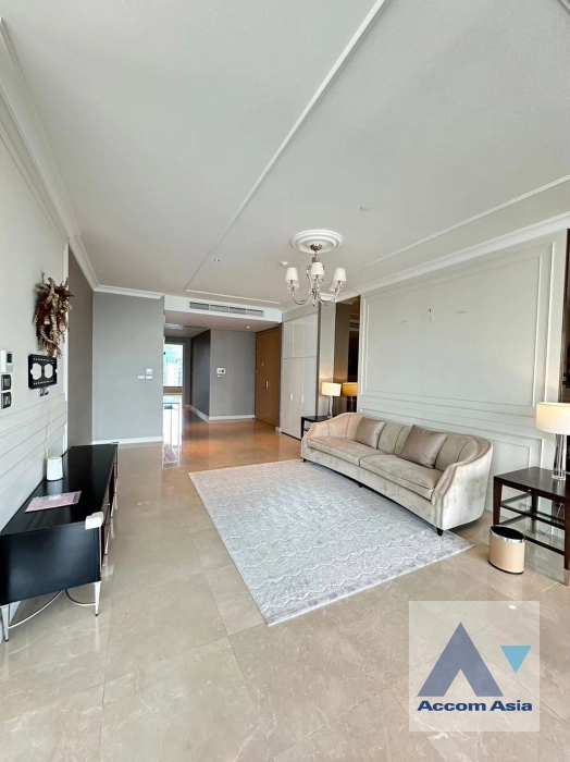  Sindhorn Residence Condominium  3 Bedroom for Rent BTS Chitlom in Ploenchit Bangkok