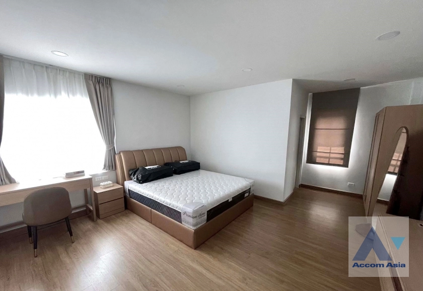 11  4 br House For Rent in Samutprakan ,Samutprakan  at Centro Bangna AA43325