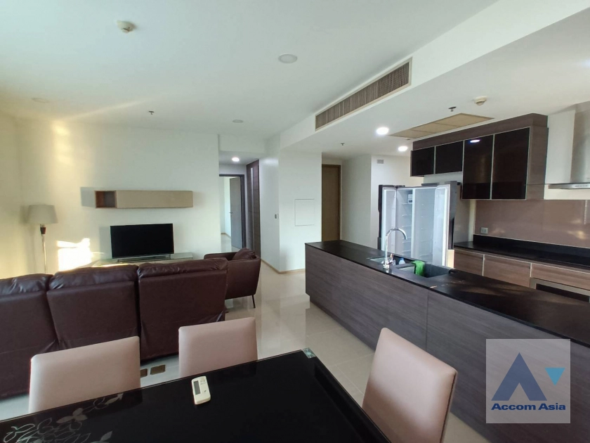 unit 3 Bedrooms  Condominium For Rent in Sukhumvit, Bangkok  near BTS Thong Lo (AA43327)