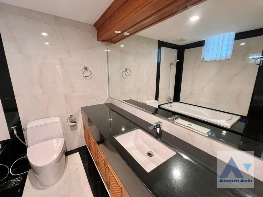 21  3 br Condominium for rent and sale in Sukhumvit ,Bangkok BTS Phrom Phong at Ruamsuk Condominium AA43334