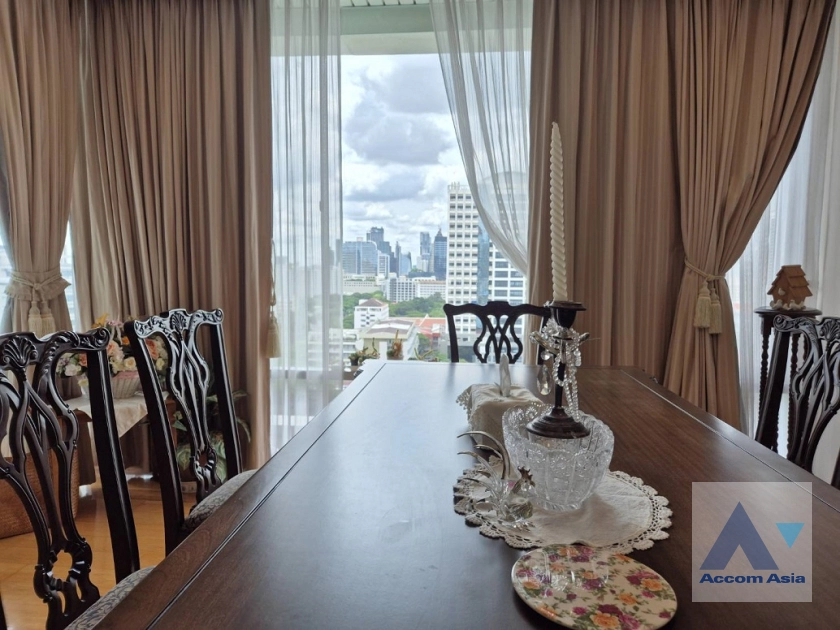 9  4 br Condominium For Sale in Ploenchit ,Bangkok BTS Sala Daeng - MRT Sam Yan at Chamchuri Square Residence AA43336