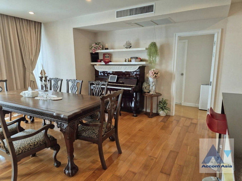 5  4 br Condominium For Sale in Ploenchit ,Bangkok BTS Sala Daeng - MRT Sam Yan at Chamchuri Square Residence AA43336