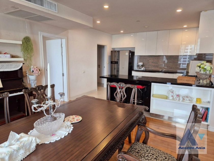 6  4 br Condominium For Sale in Ploenchit ,Bangkok BTS Sala Daeng - MRT Sam Yan at Chamchuri Square Residence AA43336