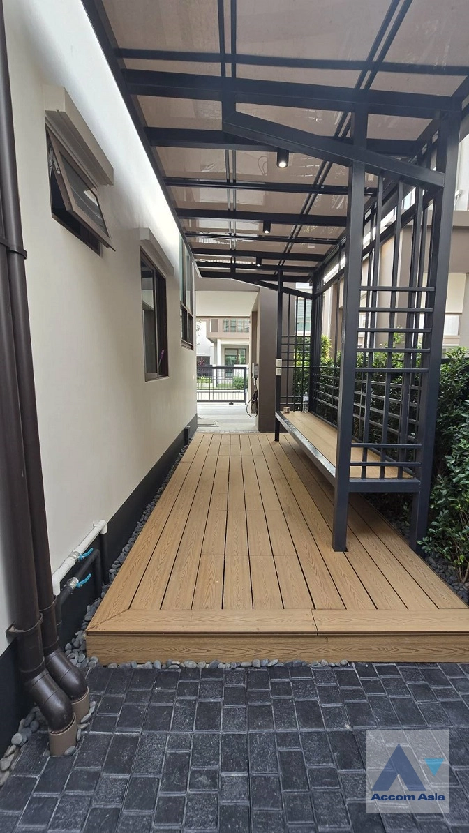 33  4 br House for rent and sale in Krungthep Kreetha ,Bangkok MRT Yaek Lam Sali at Burasiri Krungthep Kreetha AA43338