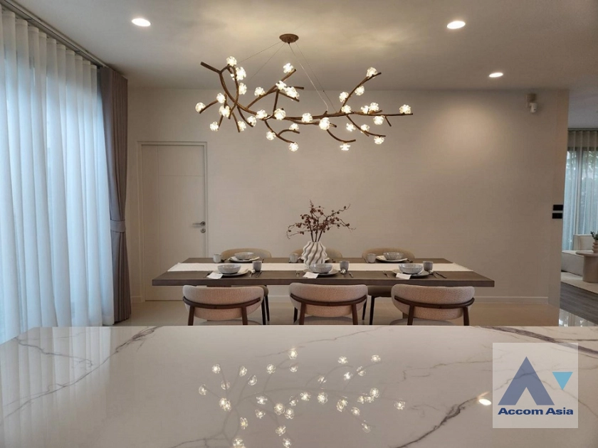 15  4 br House for rent and sale in Krungthep Kreetha ,Bangkok MRT Yaek Lam Sali at Burasiri Krungthep Kreetha AA43338