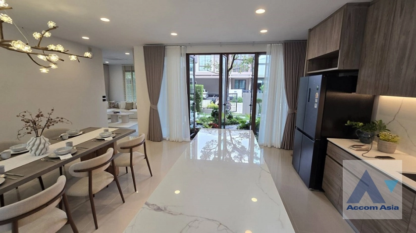 13  4 br House for rent and sale in Krungthep Kreetha ,Bangkok MRT Yaek Lam Sali at Burasiri Krungthep Kreetha AA43338