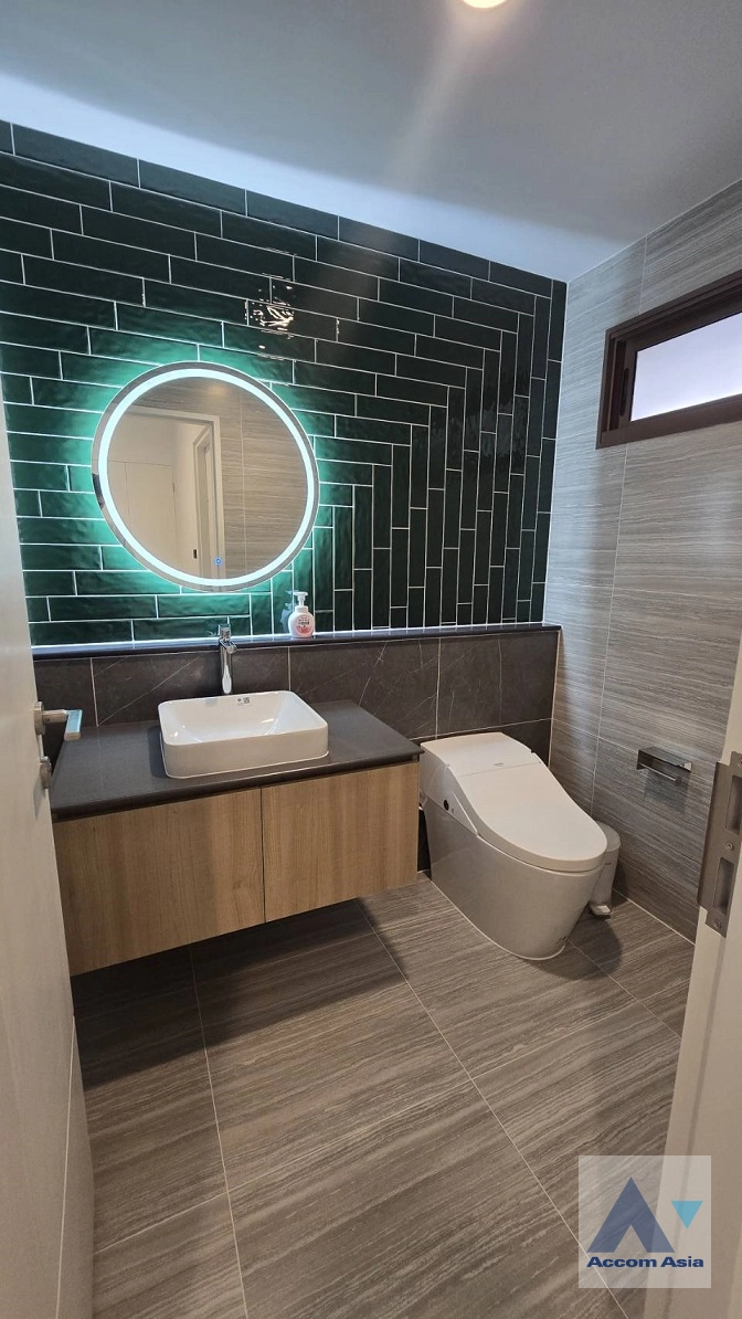 37  4 br House for rent and sale in Krungthep Kreetha ,Bangkok MRT Yaek Lam Sali at Burasiri Krungthep Kreetha AA43338