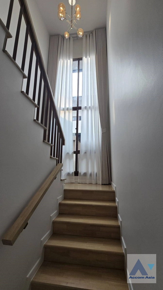 20  4 br House for rent and sale in Krungthep Kreetha ,Bangkok MRT Yaek Lam Sali at Burasiri Krungthep Kreetha AA43338