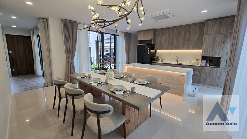 5  4 br House for rent and sale in Krungthep Kreetha ,Bangkok MRT Yaek Lam Sali at Burasiri Krungthep Kreetha AA43338