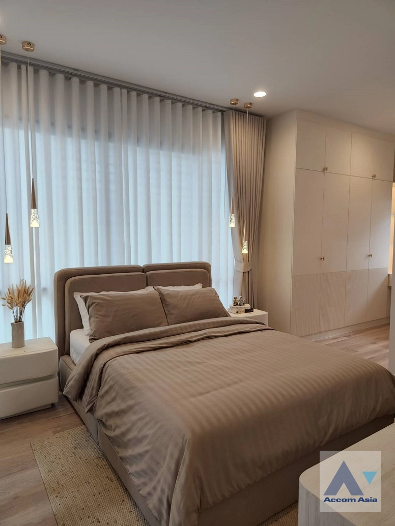 45  4 br House for rent and sale in Krungthep Kreetha ,Bangkok MRT Yaek Lam Sali at Burasiri Krungthep Kreetha AA43338