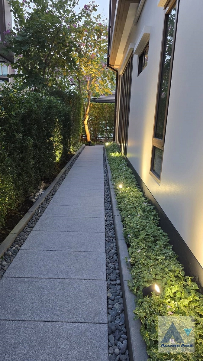 34  4 br House for rent and sale in Krungthep Kreetha ,Bangkok MRT Yaek Lam Sali at Burasiri Krungthep Kreetha AA43338