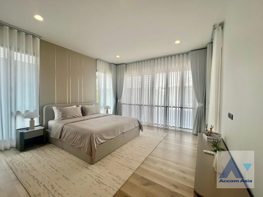 23  4 br House for rent and sale in Krungthep Kreetha ,Bangkok MRT Yaek Lam Sali at Burasiri Krungthep Kreetha AA43338