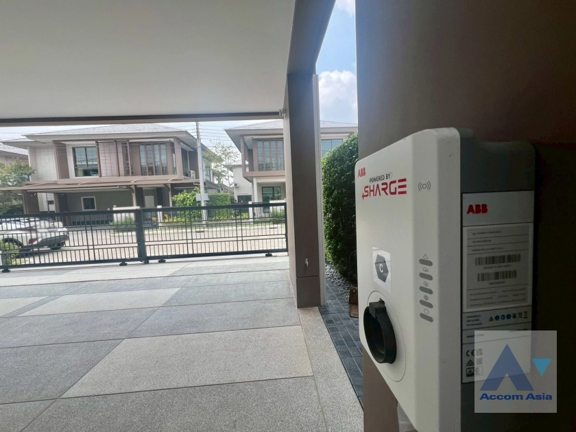 53  4 br House for rent and sale in Krungthep Kreetha ,Bangkok MRT Yaek Lam Sali at Burasiri Krungthep Kreetha AA43338