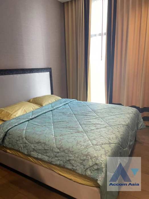 5  1 br Condominium For Sale in Silom ,Bangkok BTS Surasak at The Diplomat Sathorn AA43340