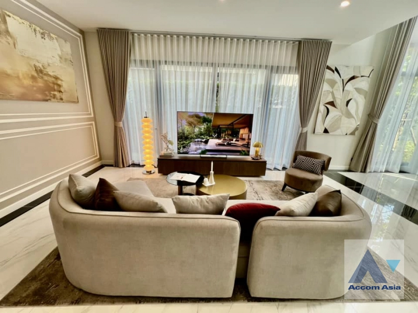  1  5 br House for rent and sale in Latkrabang ,Bangkok ARL Hua Mak at Cinq Royal Krungthep Kreetha AA43342