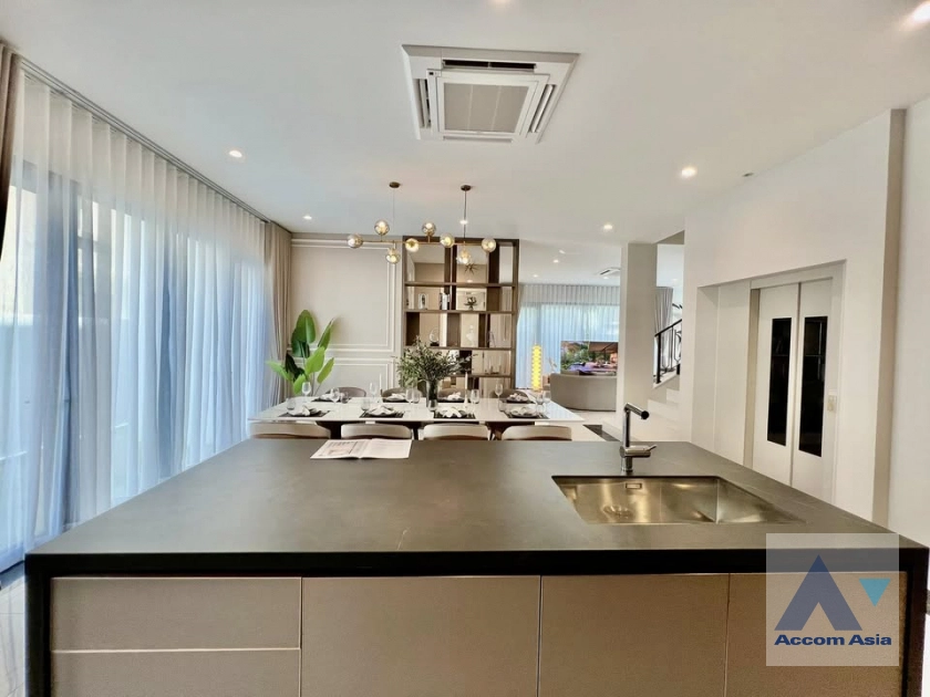 9  5 br House for rent and sale in Latkrabang ,Bangkok ARL Hua Mak at Cinq Royal Krungthep Kreetha AA43342