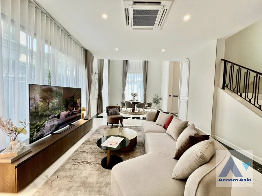 4  5 br House for rent and sale in Latkrabang ,Bangkok ARL Hua Mak at Cinq Royal Krungthep Kreetha AA43342