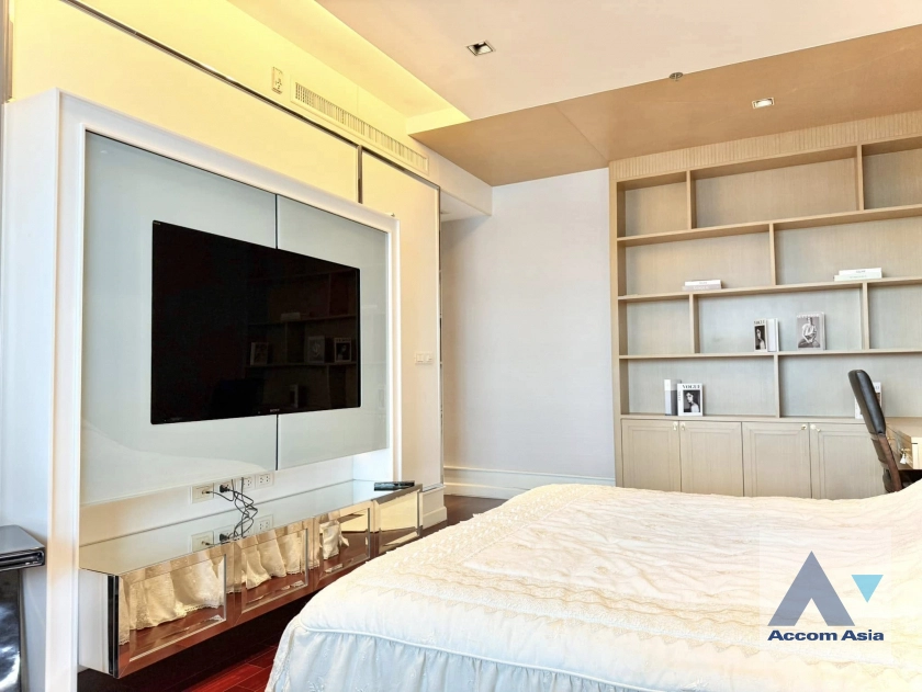 6  2 br Condominium for rent and sale in Ploenchit ,Bangkok BTS Ploenchit at Athenee Residence AA43343