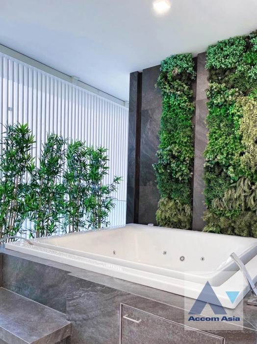 8  4 br House For Rent in Ratchadaphisek ,Bangkok  at VIVE Ekkamai-Ramintra AA43346