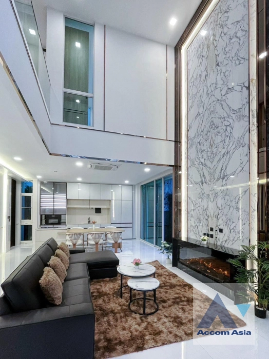 unitFully Furnished |  4 Bedrooms  House For Rent in Ratchadaphisek, Bangkok  (AA43346)