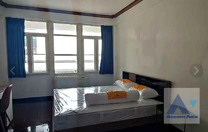  1  2 br Apartment For Rent in Sukhumvit ,Bangkok BTS Phrom Phong at Living with Private Environment   AA43347