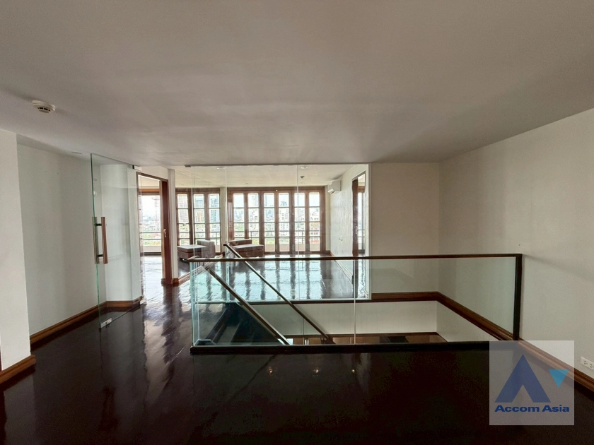 11  4 br Condominium for rent and sale in Phaholyothin ,Bangkok BTS Ari at Adamas Phaholyothin AA43348