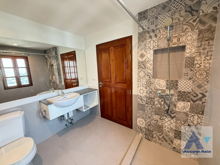 31  4 br Condominium for rent and sale in Phaholyothin ,Bangkok BTS Ari at Adamas Phaholyothin AA43348