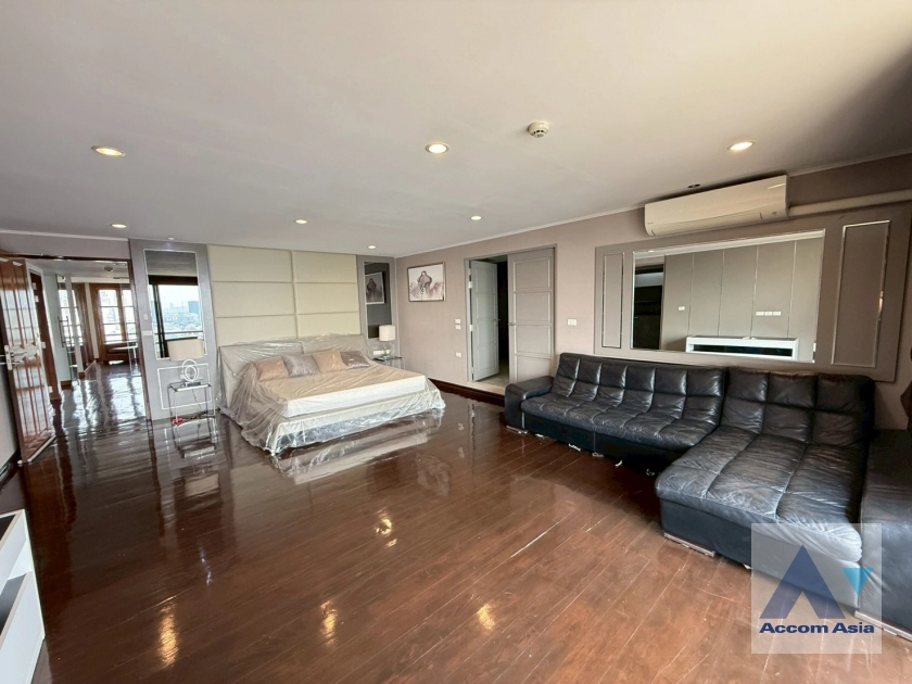 17  4 br Condominium for rent and sale in Phaholyothin ,Bangkok BTS Ari at Adamas Phaholyothin AA43348