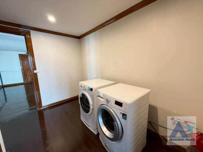 35  4 br Condominium for rent and sale in Phaholyothin ,Bangkok BTS Ari at Adamas Phaholyothin AA43348
