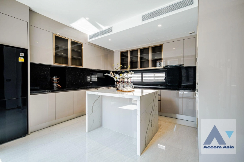 10  4 br House For Rent in Sathorn ,Bangkok BTS Sala Daeng - MRT Khlong Toei at Anina Villa Sathorn-Yenakart AA43361