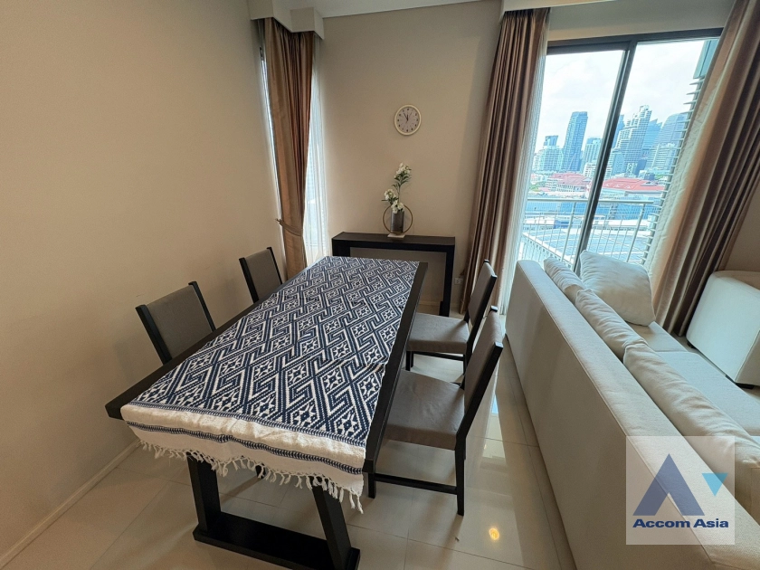 unit 2 Bedrooms  Condominium For Rent in Ploenchit, Bangkok  near MRT Phetchaburi - ARL Makkasan (AA43362)