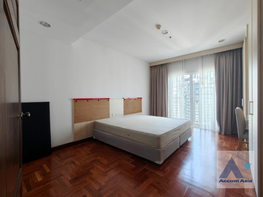 11  3 br Apartment for rent and sale in Sukhumvit ,Bangkok BTS Phrom Phong at Perfect for a big family AA43363