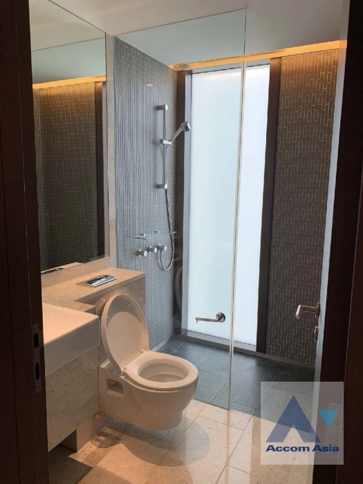 5  2 br Condominium for rent and sale in Ploenchit ,Bangkok BTS Ratchadamri at Hansar Residence AA43366