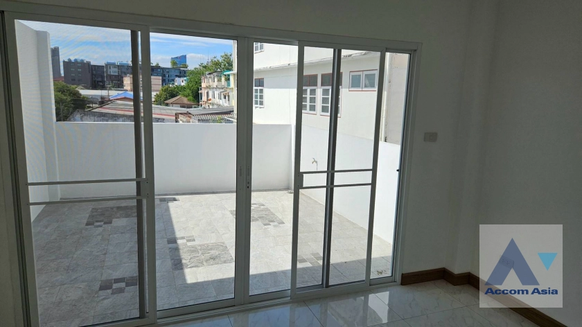 25  1 br Townhouse For Rent in Sukhumvit ,Bangkok BTS Punnawithi AA43371