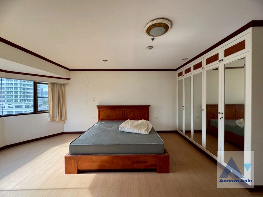 10  2 br Condominium For Rent in Sukhumvit ,Bangkok BTS Phrom Phong at Baan Suan Petch AA43377