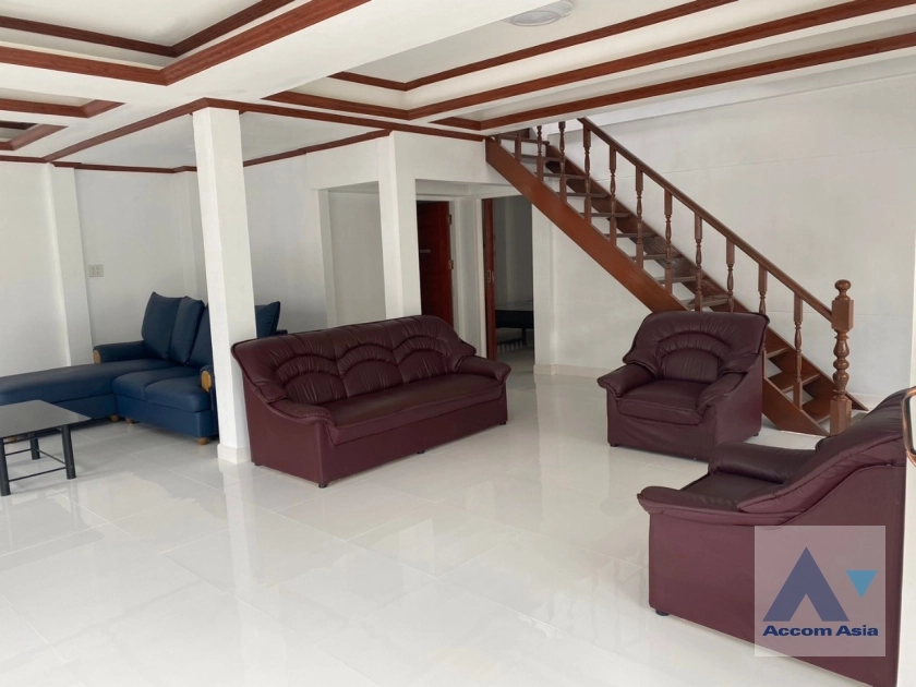  1  4 br House For Rent in Phaholyothin ,Bangkok  45761