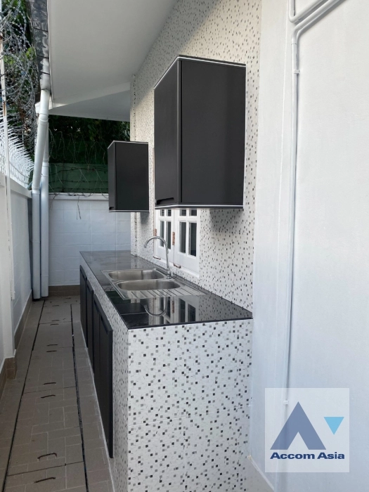 18  4 br House For Rent in Phaholyothin ,Bangkok  45761