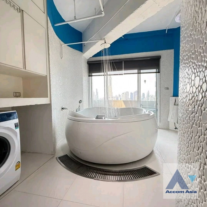 5  1 br Condominium For Rent in Ploenchit ,Bangkok BTS Ploenchit at Witthayu Complex AA43387