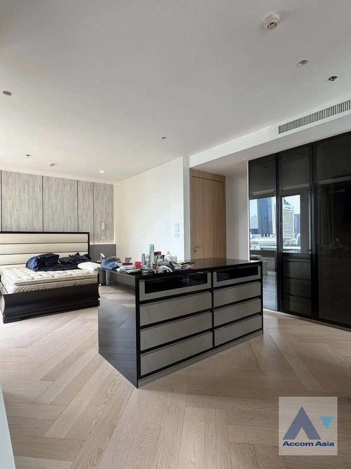 15  2 br Condominium For Rent in Silom ,Bangkok BTS Sala Daeng - MRT Silom at Royal Saladaeng AA43394