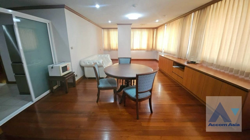 unit 1 Bedroom  Apartment For Rent in Ploenchit, Bangkok  near BTS Ratchadamri (AA43396)