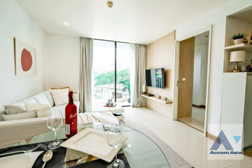 5  1 br Condominium For Sale in Sukhumvit ,Bangkok BTS Phrom Phong at Downtown 49 AA43398