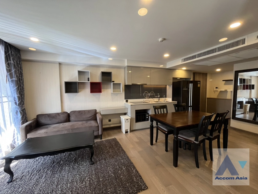  1  2 br Condominium For Rent in Ploenchit ,Bangkok BTS Ratchadamri - MRT Silom at Klass Sarasin-Rajdamri AA43403