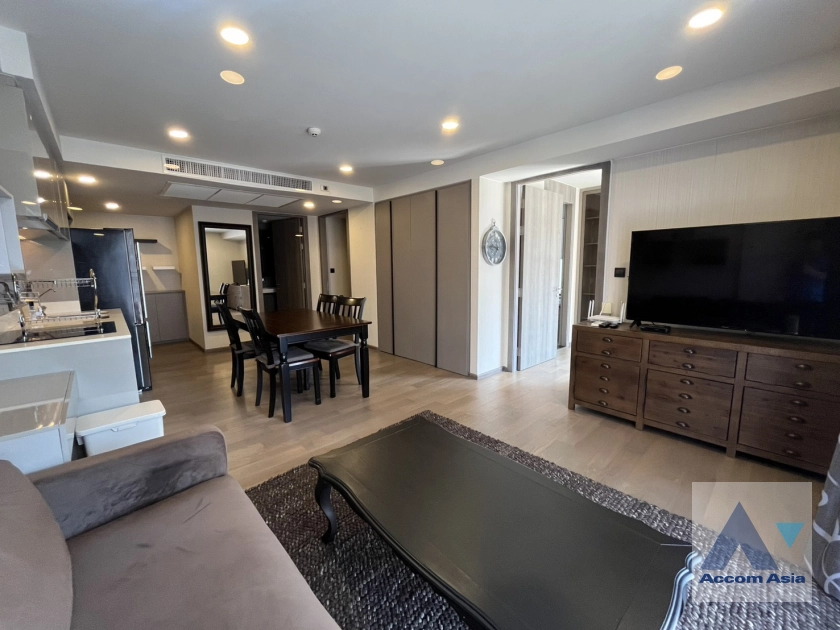  1  2 br Condominium For Rent in Ploenchit ,Bangkok BTS Ratchadamri - MRT Silom at Klass Sarasin-Rajdamri AA43403