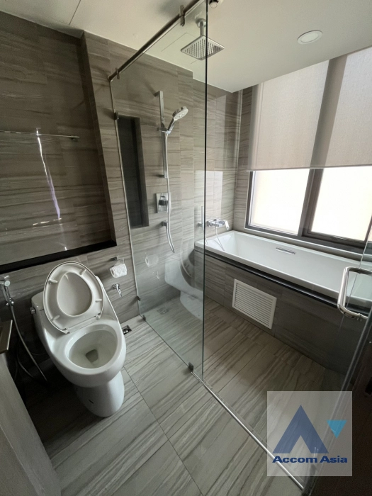 14  2 br Condominium For Rent in Ploenchit ,Bangkok BTS Ratchadamri - MRT Silom at Klass Sarasin-Rajdamri AA43403