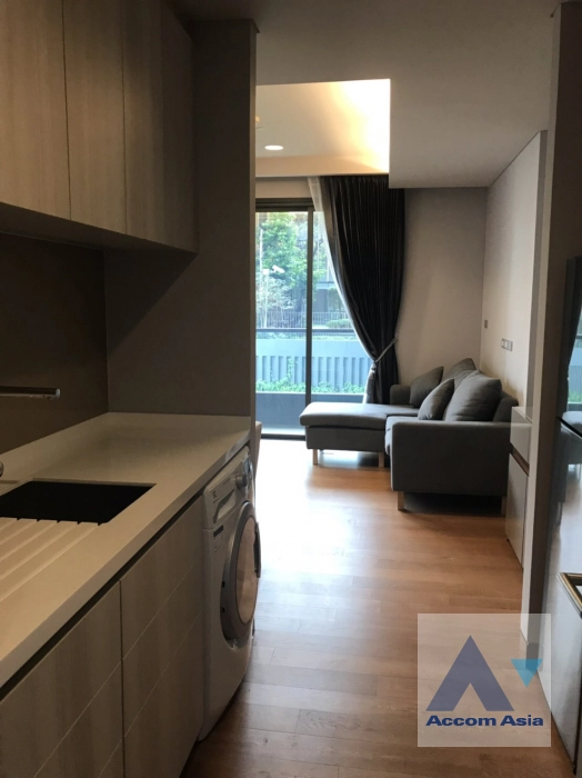 unit 2 Bedrooms  Condominium For Rent in Sukhumvit, Bangkok  near BTS Phrom Phong (AA43414)