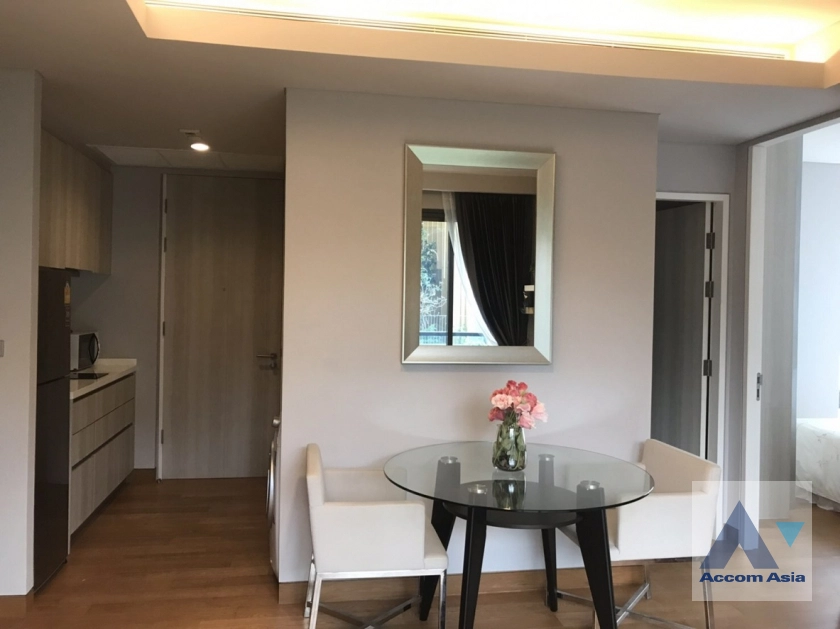 unit 2 Bedrooms  Condominium For Rent in Sukhumvit, Bangkok  near BTS Phrom Phong (AA43414)